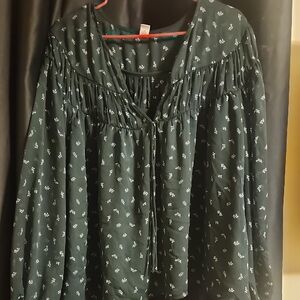 Old Navy Deep Green Floral Top